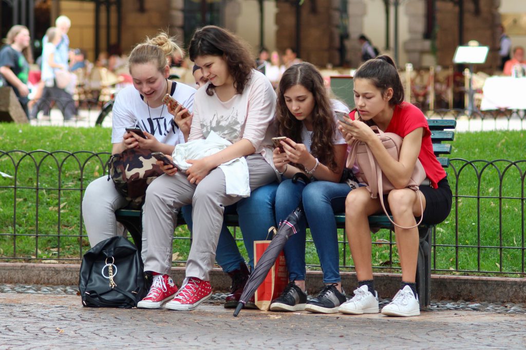 weerbaar en social media